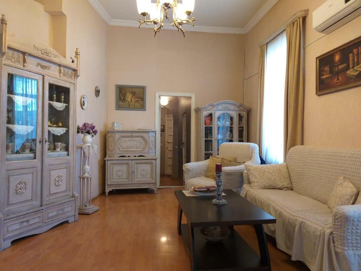 Guest House Tabukashvili 31 트빌리시 외부 사진